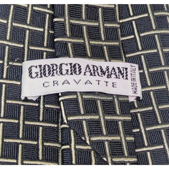 Giorgio Armani Cravatte Geometric Navy Blue Tie Made In Italy - Picture 3 of 4